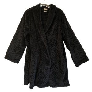 Capelli New York Black Animal Print Bathrobe